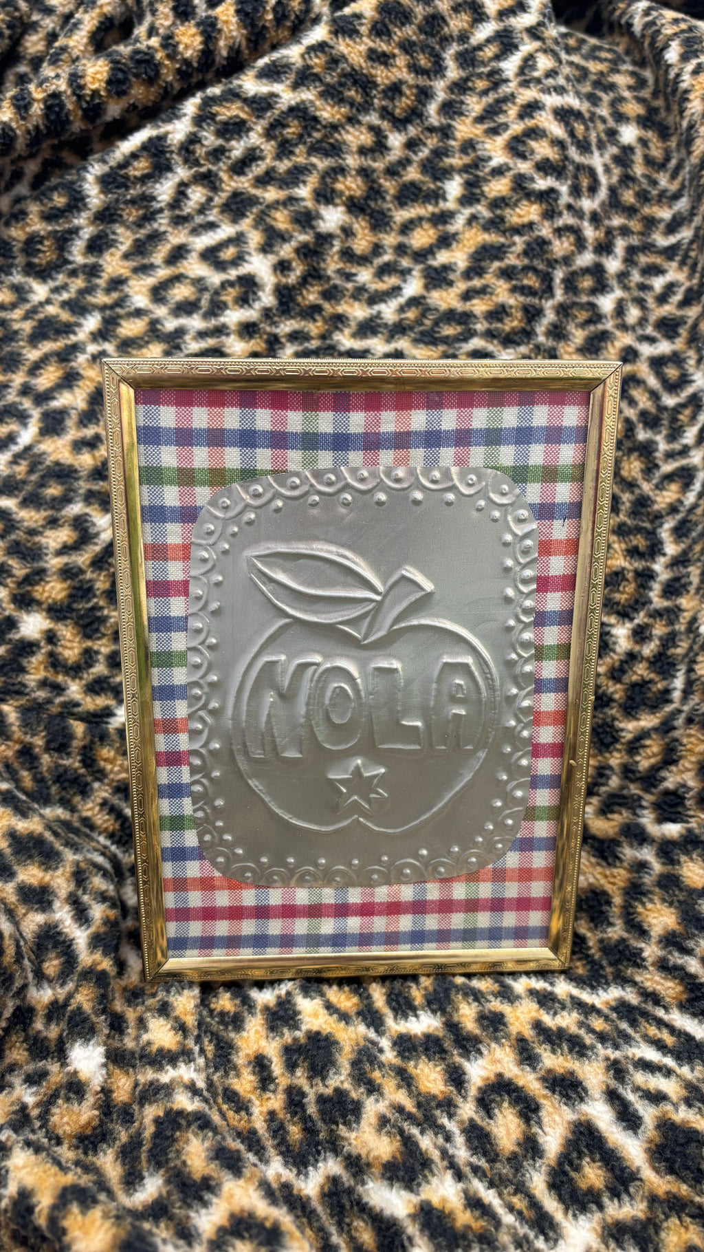 Nola Apple Tin - Rainbow Plaid Gold Frame